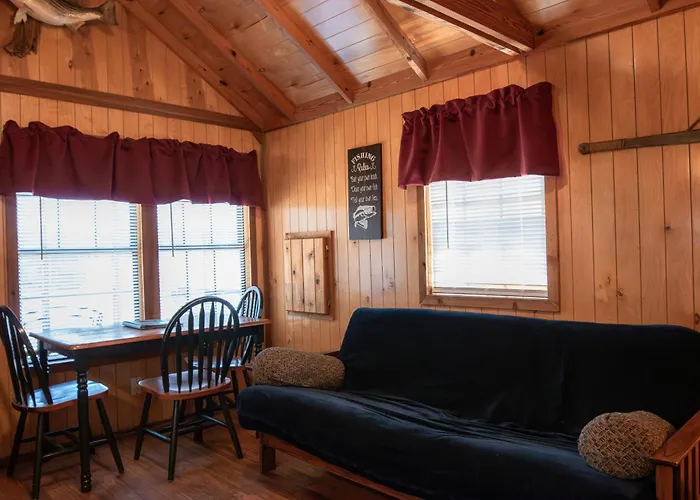 Lakeview Cedar Cabin - Striper King - 5