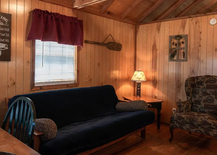 Lakeview Cedar Cabin - Striper King - 5